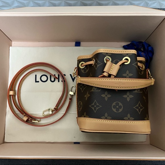 Louis Vuitton Monogram Nano Noe - Picture 16 of 16
